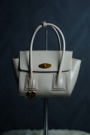 Stylish Flap Lock Handbag for Women
